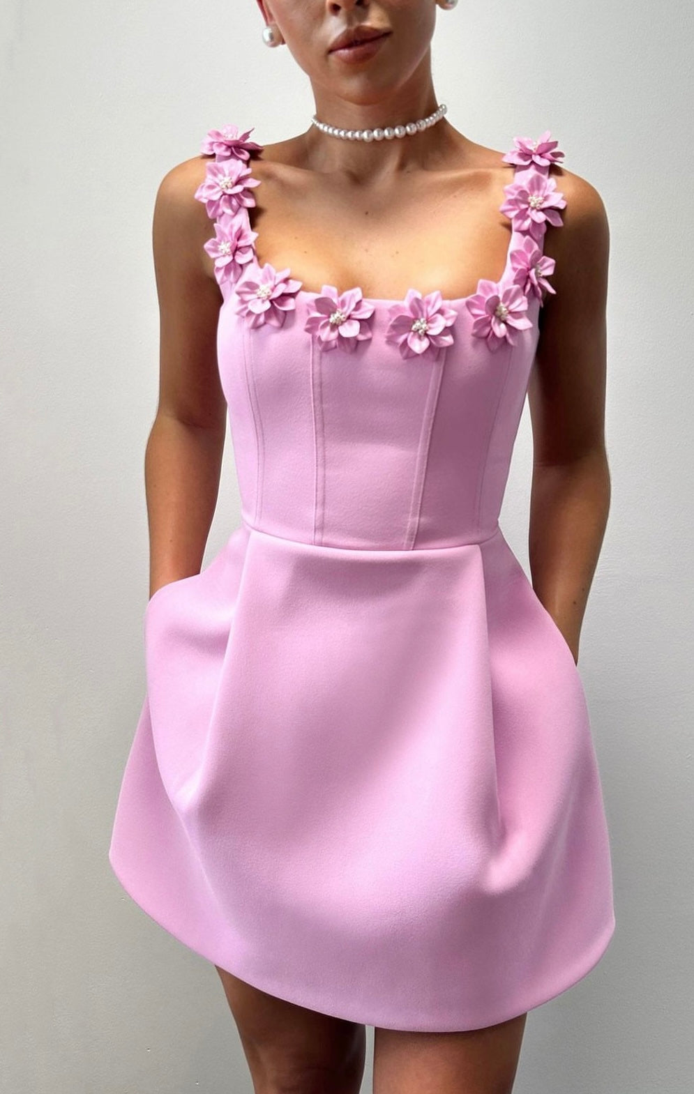 Cindy | Minikleid mit Blumentaschen