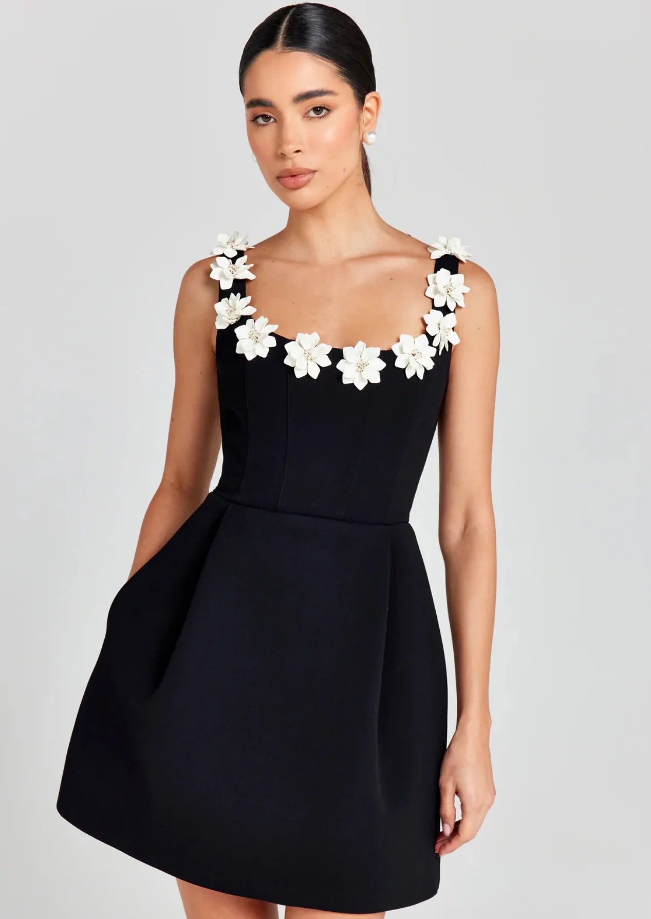 Cindy | Minikleid mit Blumentaschen