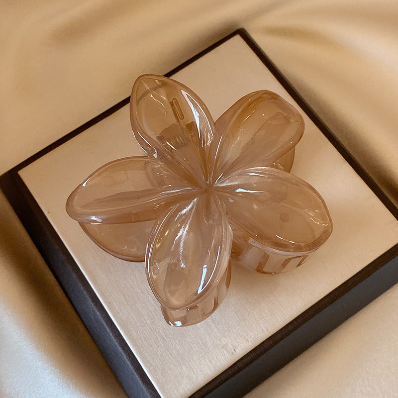 Retro flower clip