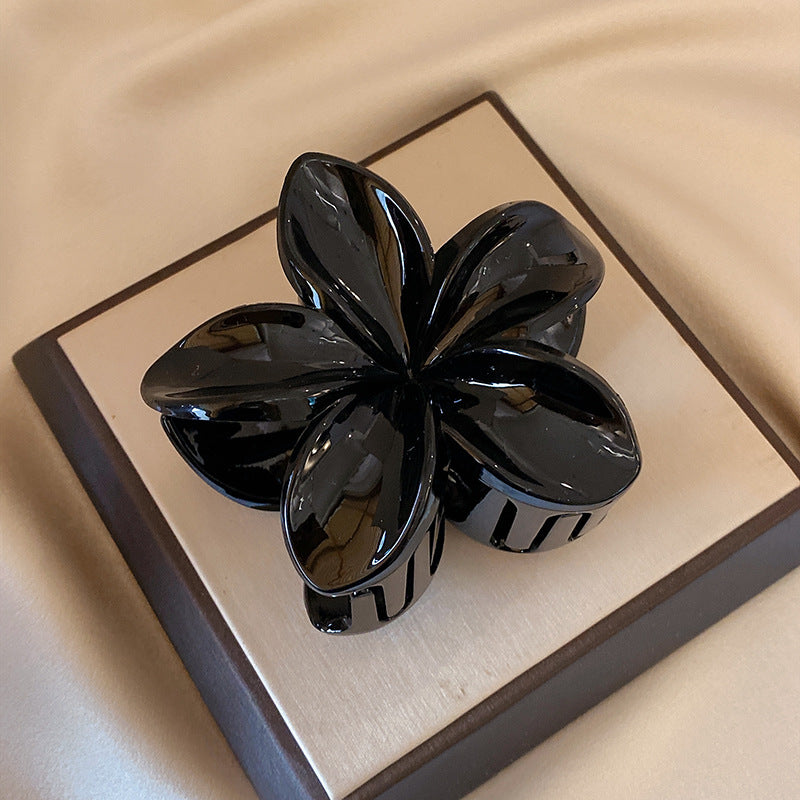 Retro flower clip