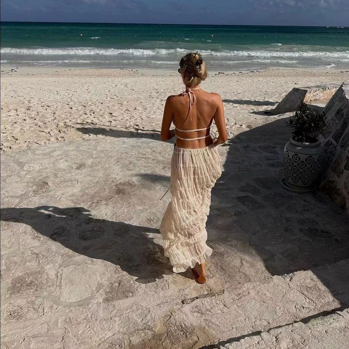 Naila Backless Pleated Set