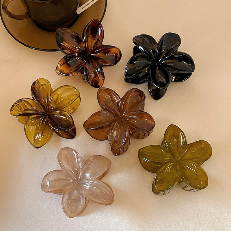 Retro flower clip