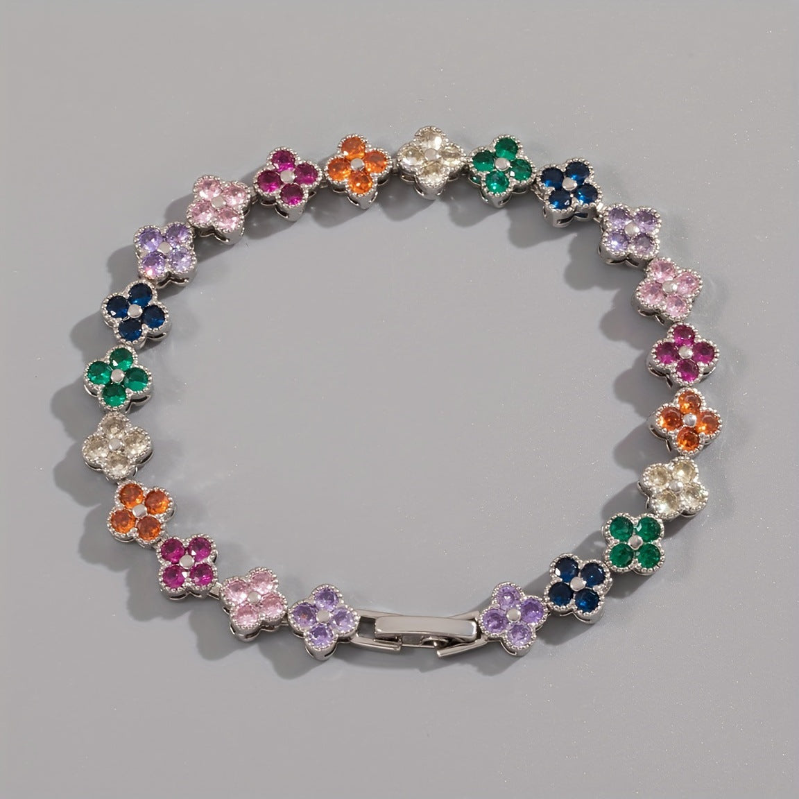 Vierblättriges Kleeblatt-Armband