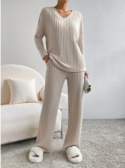 ANA | Classy and Comfortable, 2 Piece Knitted Set